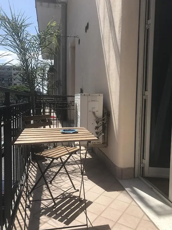 Locami Holiday&Rooms Jolanda Suite Catania 2*,